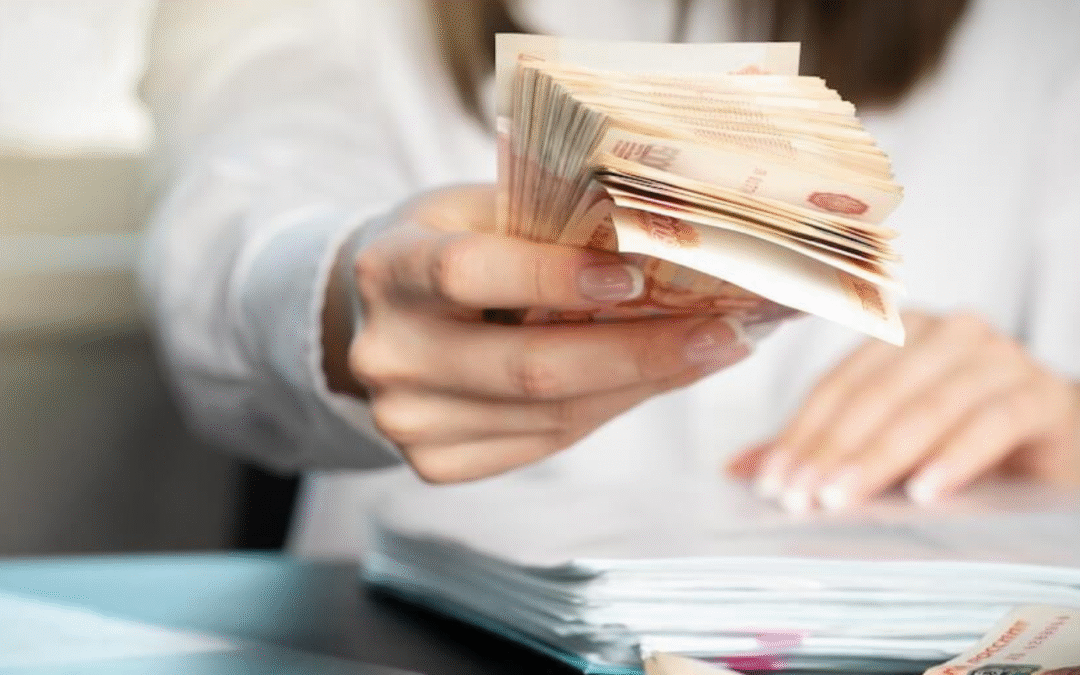 Zadatek a zaliczka – jakie są różnice i co lepiej zabezpiecza umowę?